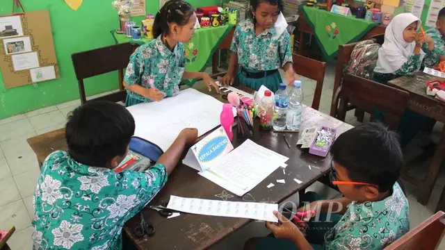 Upaya Meningkatkan Rasa Percaya Diri Siswa Melalui Metode Diskusi Kelompok